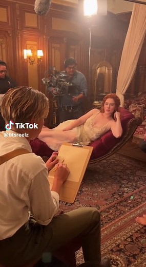 Derrière le moment de la fille française dans Titanic