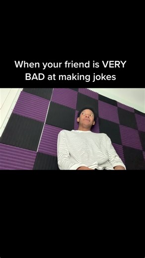 LMFAOAO “all dem gyat damn bills”🤣🤣 #fyp #treynotfunny #jokes #friend #funnyvideos