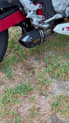 El sonido de la vortex 💥🔊 #moto #motorcycle #sonido #vortex #viral #akrapovic #escape #TransformersVoices