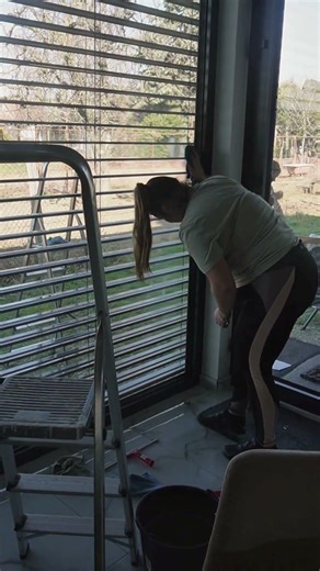 Slow & Intentional Window Wash for Anxiety Relief