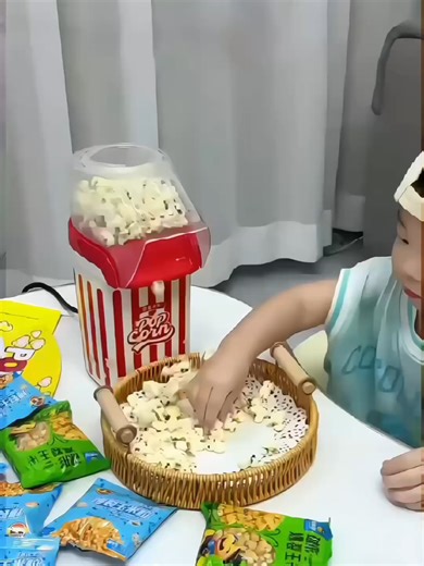 Enjoying Popcorn: The Ultimate Guide to Your Popcorn Machine