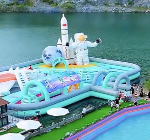 [Hot Item] 2024 New Customized Inflatable Aqua Park Bouncy Castles Slide with Swimming Pool