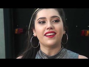 Amigos con derecho - Videoclip Oficial - Suena Conectados