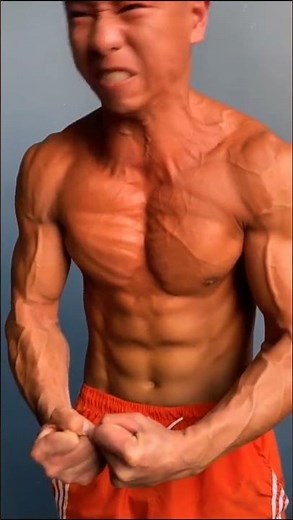 Ab flexing and showing veins