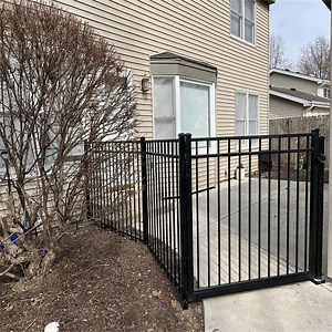 [Hot Item] Customized Aluminum Angle Panel Fence Garden Ornamental Fencing