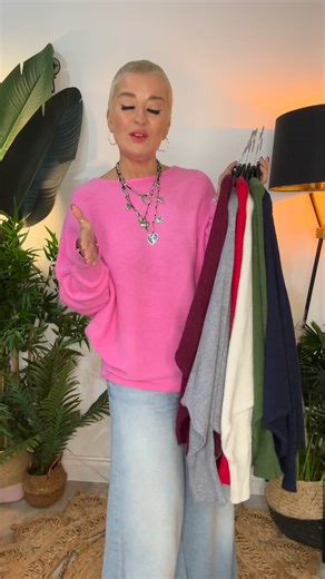 4.4K views · 79 reactions | Good morning! A sneak peek for tonight, who’s joining us?! Xx  | What.LeilaLoves | Facebook