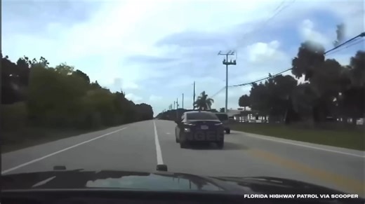 Several close calls 🚔 #policechase #carchase #highspeedpursuit #realpolicefootage #caughtoncamera #dashcam #policepursuit #breakingnews #highspeedchase2025 #crazycarchase #policevideo #lawenforcement #police #reallifepolice #pitmaneuver #carchasetoday #crimecaughtoncamera #policeaction #viralvideo Disclaimer: The content on this page is for informational and entertainment purposes only. All videos shown are either publicly available, licensed for use, or fall under fair use for news reporting a