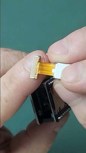 Como conectar a camera do ESP32 CAM OV2640. How to connect the ESP32 CAM OV2640 camera.