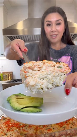 My Nguyen on Instagram: "Made Sushi Bake with Salmon for Dinner here’s the recipe. Ingredients for seafood mix. 6-8 ounces of salmon chopped 1 package of imitation crab roughly chopped 3 ounces of cream cheese 1/4 -1/3 cup kewpie mayo 1 ounce sliced green onions 1/2 tsp salt 1/2 tsp garlic powder In a large bowl mix everything together. Ingredients for rice. 3 cups cooked rice 2 tbsps furikake seasoning 1 tbsp rice wine vinegar 1 ounce of tobiko Instructions. Mix and flatten rice on a baking dis