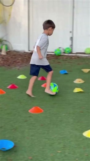 AMAZING Soccer Skills! 5 years old! #soccer #soccerplayer #athlete #football #viralshort #fyp #messi