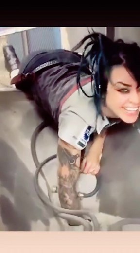 Faye (@fayehadleyofficial)’s videos with original sound - Faye