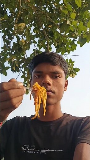 station ka 20₹ wala noodles #minivlog #shorts #food