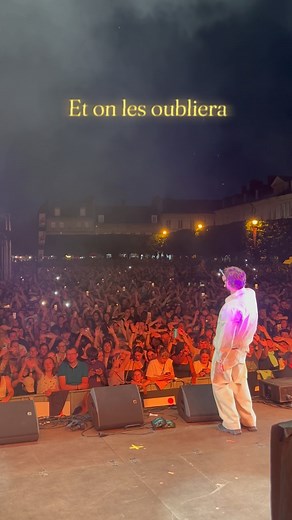 4.6K views · 133 reactions | Si un jour on m’avait dit que je chanterais ce morceau devant 28000 personnes  #alien #demain #livemusic #goodmood | ALIEN VSO | Facebook