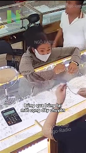 422K views · 2.3K reactions | Búng qua búng lại mất cọng dây chuyền Sắp đến Tết rồi, mọi người cảnh giác với các trường hợp này nhé, chủ quan là mất chỉ trong nháy mắt | Ngáo Cđ's | Facebook