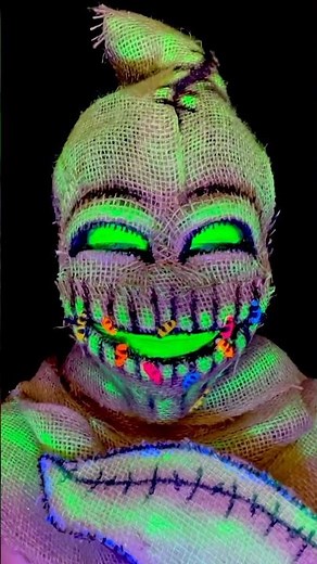 OOGIE BOOGIE Halloween Makeup Tutorial 🐛🎃 #OogieBoogie #NightmareBeforeChristmas #HalloweenMakeup