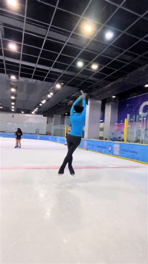 Mastering the Double Loop in Figure Skating