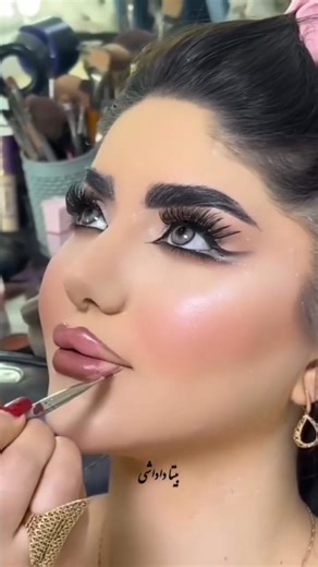 ‎عروس/شنیون/میکاپ‎ on Instagram‎: "یعنی این میکاپ ها کل اینستارو ترکوندن😍🥰 خوشگلاااا حمایت یادتون نره❤🌺 نظرتون رو برام کامنت کنید ❤"‎