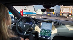 Tesla touchscreen problems? These Model S and X memory units are under fire for failures