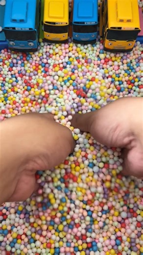 Toy Hunt - Batman in Action! Hand Move So Satisfying #toys #toyhunt #batman