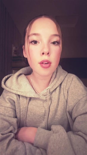 isabe🩰a (@isabellatookyourfella)’s videos with original sound - Song Lyrics