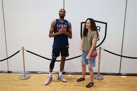 46K views · 2.5K reactions | Legends pulled up! FIBA World Cup Ambassadors Carmelo Anthony, Sue Bird & Pau Gasol stopped by USA Men's National Team practice on Thursday ahead of the World Cup semifinal versus Germany! | USA Basketball | Facebook