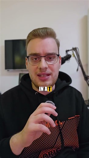 LG Wing was years ahead of its time... #tech #lgwing #weirdtech