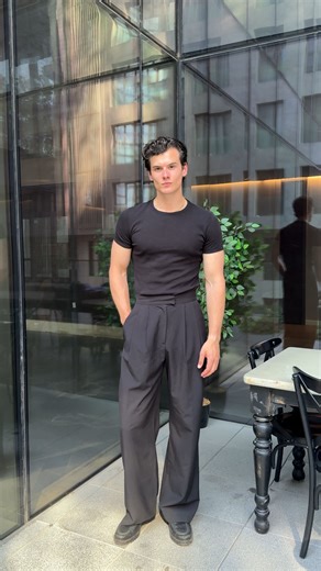 Paul Aaron Fischer on Instagram: "How to dress like a male model  . . . #malemodel #outﬁtinspo"