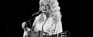 Everyone Loves Dolly Parton, but This 1979 TV Moment Made Me Love Her Even More