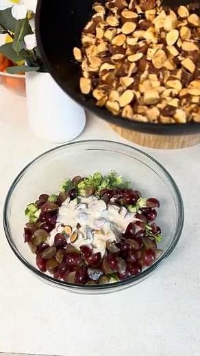 Delicious salad with grapes and broccoli. Salad recipe.