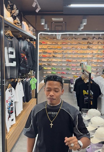 Think deeper !! #thekingofgreetings #mahgenggeng #entertainment #comedyvideo #fypviralシ