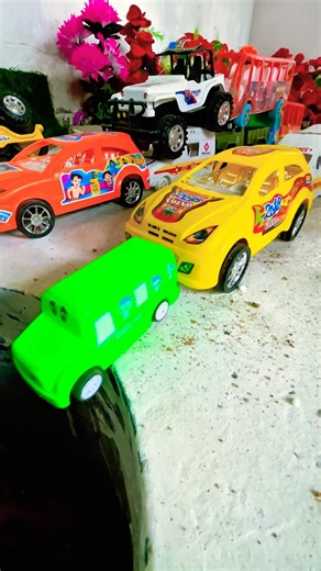 Jeep#jeeps#bus#temple bus mini Maruti ambulance #