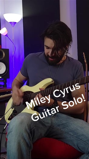 Miley Cyrus Guitar Solo - Wrecking Ball Chords and Roy Zic Taylor Solo