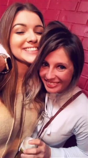 Woke up to this memory 😢 Gosh I miss her so very much🥹 She always made me laugh, never a dull moment, always had a smile on her face even on her bad days. I was my best self with her, she was not only my family but my best friend and there will never be anyone who can replace her! I will cherish all our memories and never stop telling people about our crazy adventures! RIP my sweet Natalie 💔#fyp #family #missyousomuch