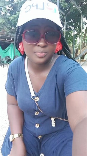 Vidéos de Miss Paulette 5118 (@paulette5118) avec son original - Aya ❤️ Yasmine du 2Mars🎂🎊🎉