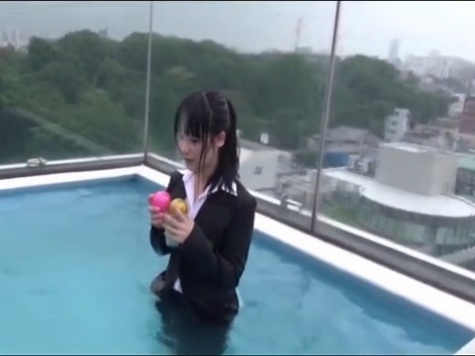 pool-01一起来打水仗