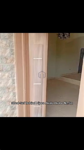 09113036310 | 09033962853 THREE (3) BEDROOM SELF-COMPOUND BUNGALOW Unity Estate (Behind Nipco Filling Station), Okebadan Estate off Akala Way, Akobo, Ibadan PAYMENT STRUCTURE Rent: ₦2,500,000 per annum Other Charges Apply 2 Functioning AC Heat Extractor and more facilities NB: Estate security fees & Gateman fees payable by Tenant. #mappinnacle #maphomez #ibadanhouseagent #akobo #ibadanproperties