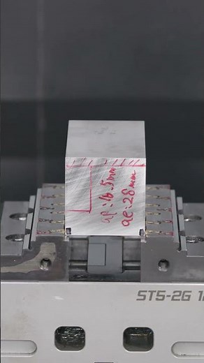 Heavy shoulder milling (ap=16.5mm) with only 3.5mm clamping! #shorts #cnc #machine #engineering