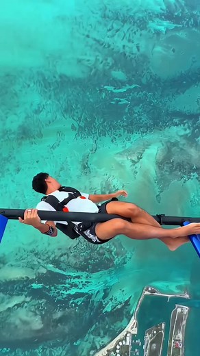 #AdrenalineRush #skydivelife #extremeAdventure #freefall #skydiving