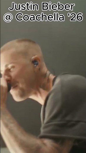 Justin Bieber performs “Daisies” LIVE at Coachella 😳🌼🔥