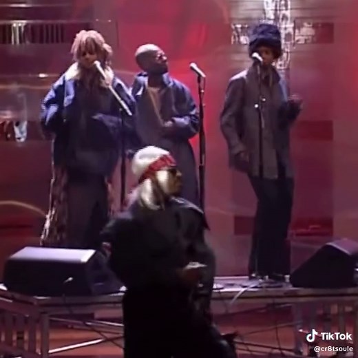 OutKast's Ms. Jackson: Live at World AIDS Day Concert 2000