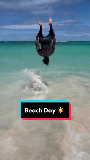 let’s go to the beach with @seny_acro_ ☀️ #gymnastics #tumbling #beachvibes