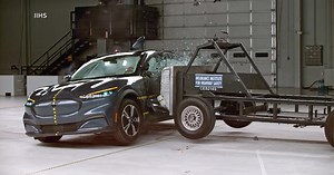 Electric vehicles do well in crash tests