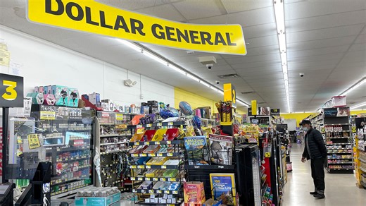 Dollar General changes 1,500 locations as rival Dollar Tree closes 600 stores