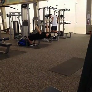 The weekly lat pulldown mess up 😂😂 | Gym Memes