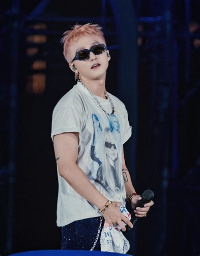 MCK có MV nhạc Việt đầu tiên leo Top YouTube toàn cầu sau khi bỏ Trending