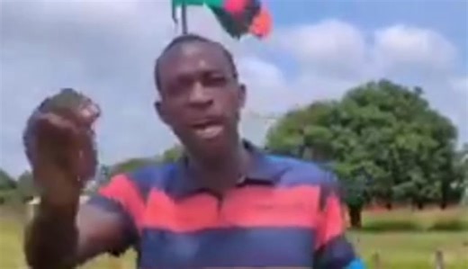 GOLD RUSH BLAMED FOR KALOMBE SCHOOL ZERO PASS RATE ‎ ‎By Jackson Mwansa Prime TV ‎ ‎Kalombe Primary School in Kasempa District, North-Western Province, has recorded a zero pass rate in the 2025 Grade Seven and Grade Nine examinations. ‎ ‎The poor performance has been attributed to high absenteeism among learners, largely linked to gold-rush activities and other economic pursuits in the area. ‎ ‎The development has sparked concern among parents and guardians, some of whom are calling for the tran