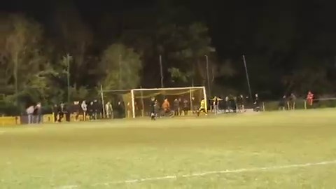 @WessexLeague @HambleFC @Lavvyfc Ft @WessexLeague PLAYOFF SEMI-FINAL @HambleFC 2-2 @Lavvyfc A cracking 90 plus minutes from both teams, goes to penalties. Its @Lavvyfc who go through to the Final