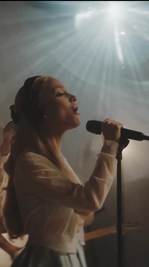 Ariana Grande Tattooed Heart Live Performance Highlights