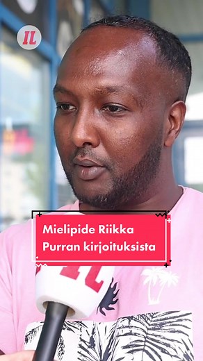 Maahanmuuttajien ja suomalaisten ajatukset Riikka Purran kirjoituksista
