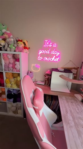 Mathilde Claiborne on Instagram: "Happy New Year everyone!!! As you can tell I’m on my clean girl era… until my next project 😂 Love you all, wishing the best year!! 🩷 #craftroom #yarnobsessed"